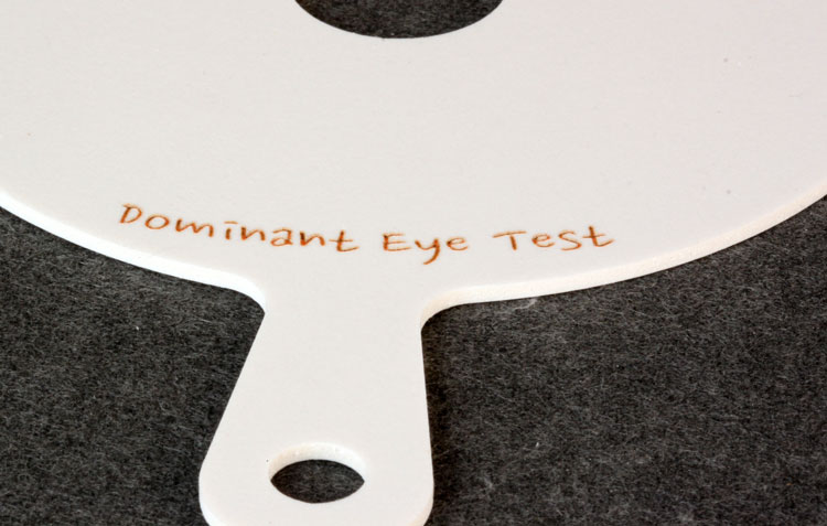 우위안검사판 dominant eye test