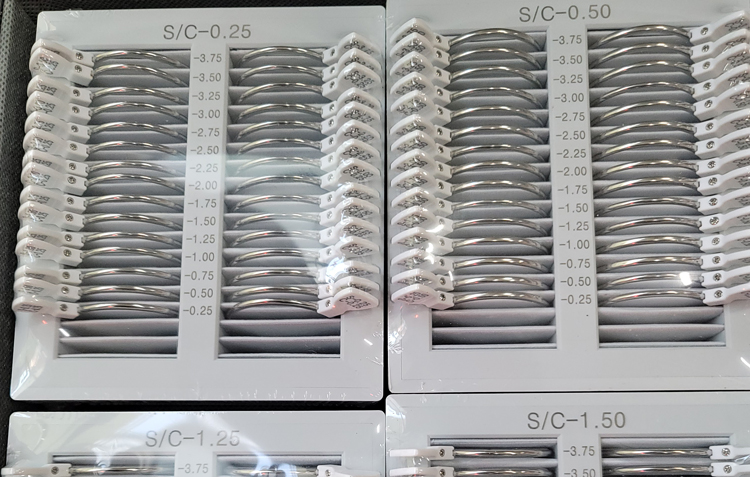 난시검안렌즈세트 (TJS-240)(속지분리형)[S- 0.25 ~ S-3.75D (C-0.25D ~ C-2.00D)]